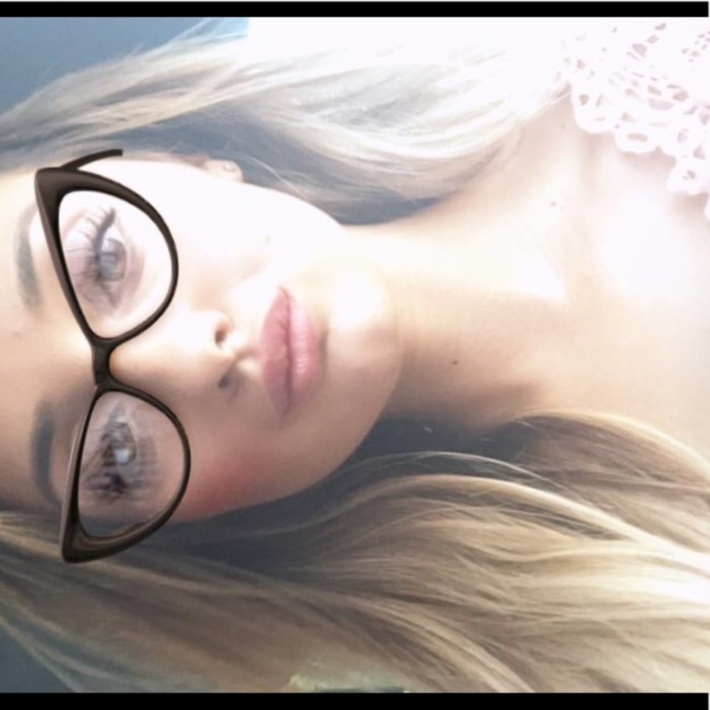 Meet your Posher, Kristina